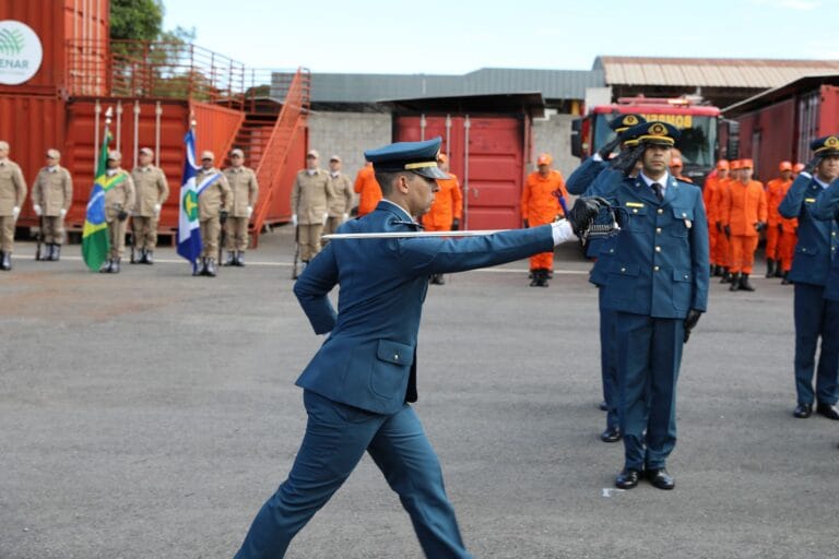 Official ceremony featuring military parade and firefighters in Mato Grosso, Brazil.